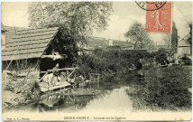 Andelys (Les). Grand Andely - Laveuse sur le Gambon.