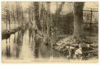 Croix-Saint-Leufroy (La). Laveuse des bords de l'Eure.