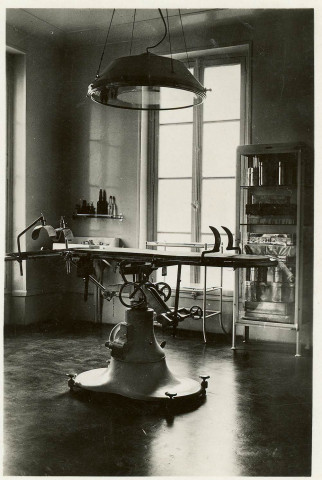 Louviers-Ville. Maison de Santé de la Salle du Bois.