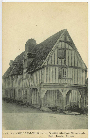 Vieille-Lyre (La). Vieille Maison Normande.