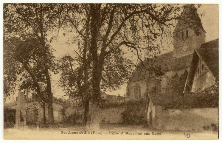 Berthenonville. Eglise et Monument aux Morts.