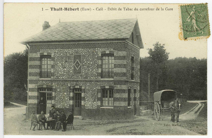 Thuit-Hébert. Café - Débit de Tabac du carrefour de la Gare.