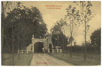 Herqueville. L'entrée du Château.