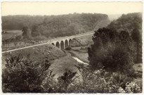 Conches-en-Ouche. Le Viaduc et le Rouloir.