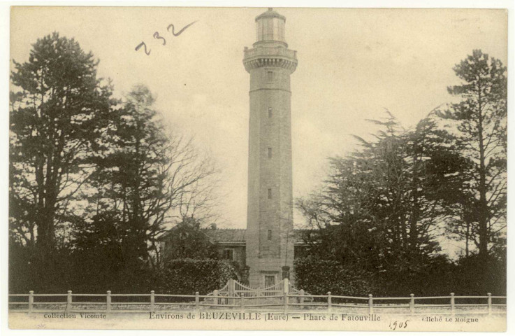 Fatouville-Grestain. Phare de Fatouville.