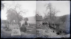 Ruisseau à l'arrière d'une ferme de la campagne normande. Ancien cimetière de la campagne normande.
