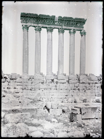 Temple de Jupiter du sanctuaire de Baalbeck (Liban).