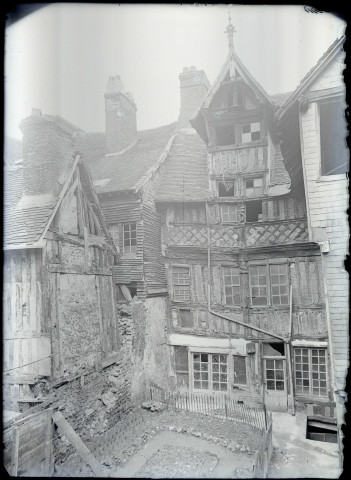 Maison à pans de bois de Lisieux (Calvados).