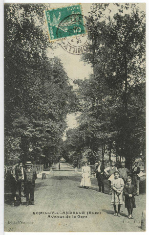 Romilly-sur-Andelle. Avenue de la Gare.