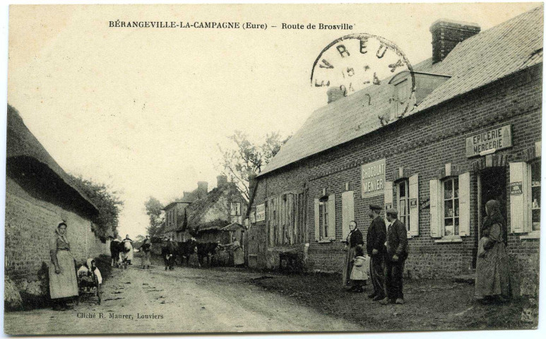 Bérengeville-la-Campagne. Route de Brosville.
