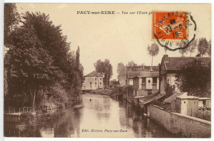 Pacy-sur-Eure. Vue sur l'Eure.