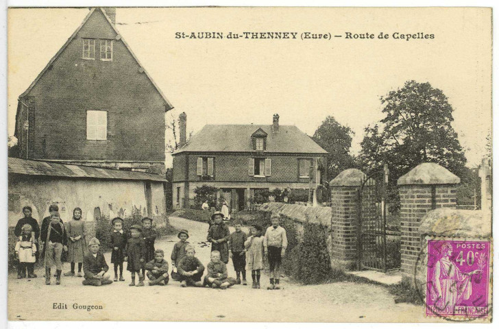 Saint-Aubin-du-Thenney. Route de Capelles.