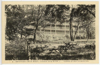 Saint-Sébastien-de-Morsent. Sanatoriums Emile Roux. - «Domaine de la Musse» Galeries de cure à travers bois.