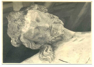 Statue du Christ en croix, provenant de la chapelle de Fresnelle à Boisemont (Eure, France)