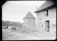 Ferme de la campagne de Perriers-sur-Andelle (Eure).