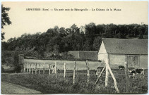Arnières-sur-Iton. Un petit coin de Bérengeville - Le Château de la Musse.
