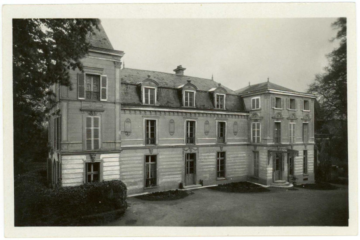 Louviers-Ville. Maison de Santé de la Salle du Bois.