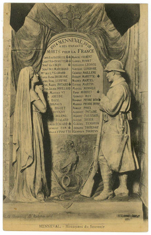 Menneval. Monument du Souvenir.