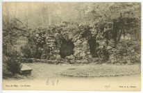 Vernon-Ville. Parc de Bizy. - La Grotte.