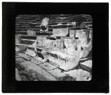 Théâtre de Dionysos à Athènes (Grèce) sièges sculptés.