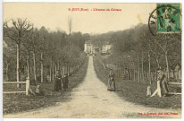 Saint-Just. L'Avenue du Château.