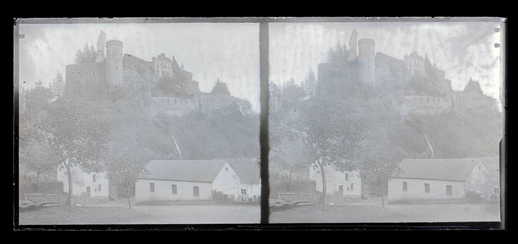 Ruines et vestiges du château de Vianden (Luxembourg).