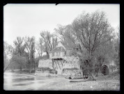 Maison bâtie sur un pont.