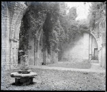 Ruines et vestiges de l'abbaye de Jumièges (Seine-Maritime).