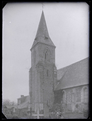 Église de Selles (Eure), clocher.