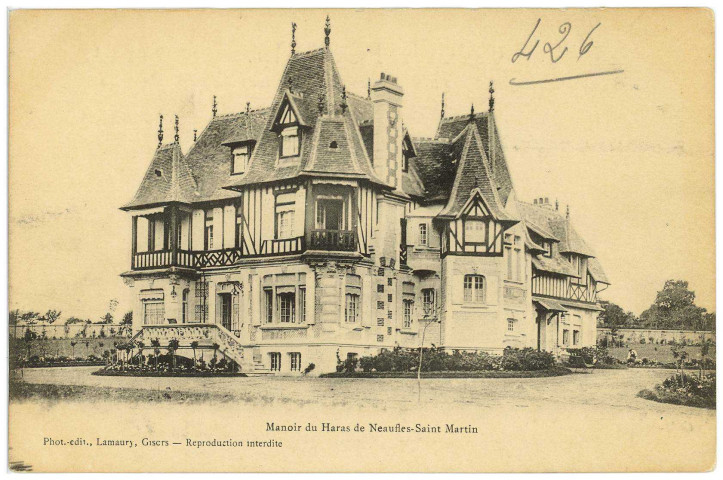 Neaufles-Saint-Martin. Manoir du Haras de Neaufles-Saint-Martin.