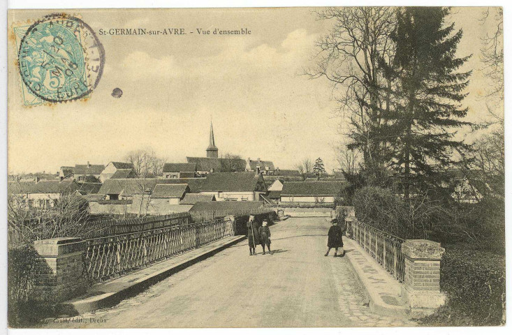 Saint-Germain-sur-Avre. Vue d'ensemble.