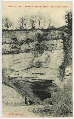 Vernon-Ville. Collines de Vernonnet - Entrée des Cavernes.