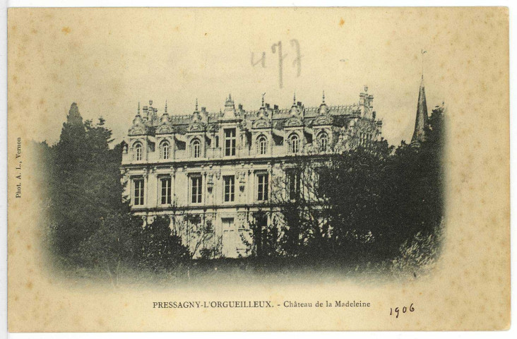 Pressagny-l'Orgueilleux. Château de la Madeleine.