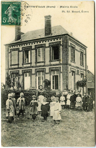 Vatteville. Mairie Ecole.
