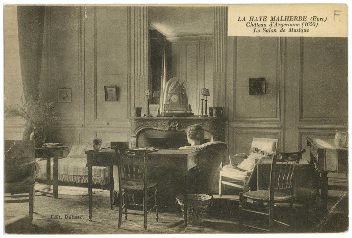 Haye-Malherbe (La). Château d'Argeronne (1650) Le Salon de Musique.