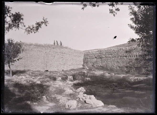 Sépulcre de Sardanapale à Tarse (Turquie) (notice PA).