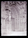 Portail de l'église de Saint-Riquier (Somme).