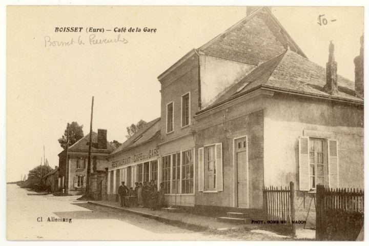 Boisset-les-Prévanches. Café de la Gare.