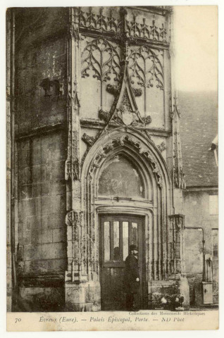 Evreux-Ville. Palais Episcopal - Porte.