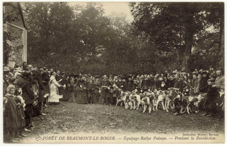 Beaumont-le-Roger. Forêt de Beaumont-le-Roger- Equipage Rallye-Puisaye- Pendant la Bénédiction.