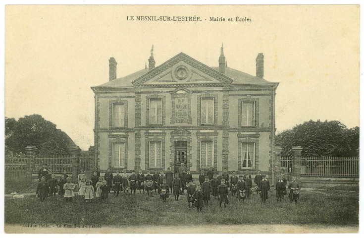 Mesnil-sur-l'Estrée (Le). Marie et Ecoles.