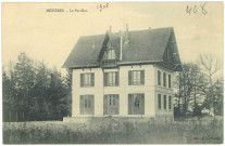 Mézières-en-Vexin. Le Pavillon.