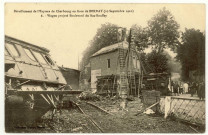 Bernay. Déraillement de l'Express de Cherbourg en Gare de Bernay (10 septembre 1910), Wagon projeté Boulevard du Bas-Bouffey.