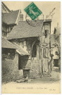 Pont-de-l'Arche. La Cour Ainé.