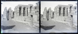 Colonnes du temple de Louxor (Égypte).