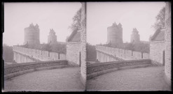 Promenade en haut des remparts de Fougères (Ille-et-Vilaine).