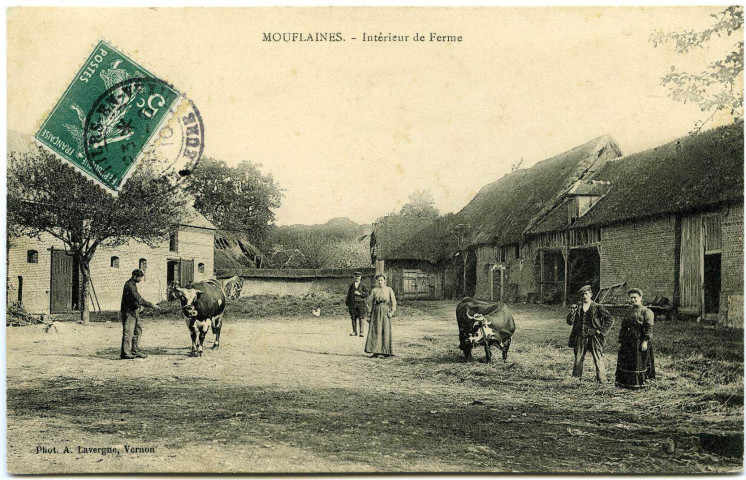 Mouflaines. Intérieur de Ferme.