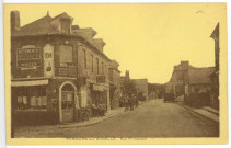 Perriers-sur-Andelle. Rue Principale.