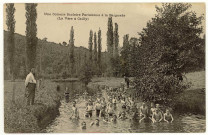 Cailly-sur-Eure. Une Colonie Scolaire Parisienne à la baignade- (La Vère à Cailly).