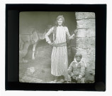 Bédouins et leurs dromadaires dans la région de Beyrouth (Liban).